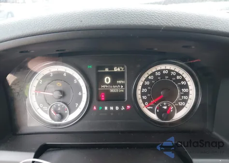 2018 Ram 1500 Tradesman 4X2 6'4 Box из США, поврежденный, VIN 1C6RR6FT8JS234613